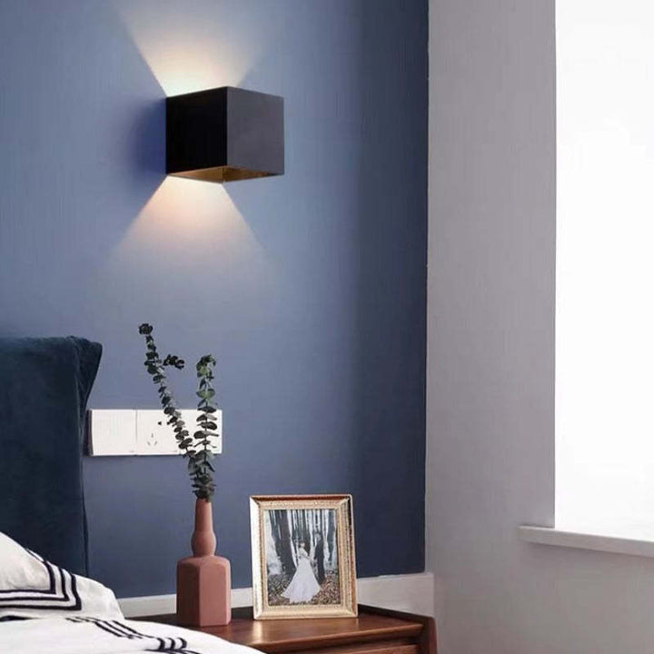 Zinco Quadro – Applique da Esterno Quadrata Regolabile con LED – Zincooccasions