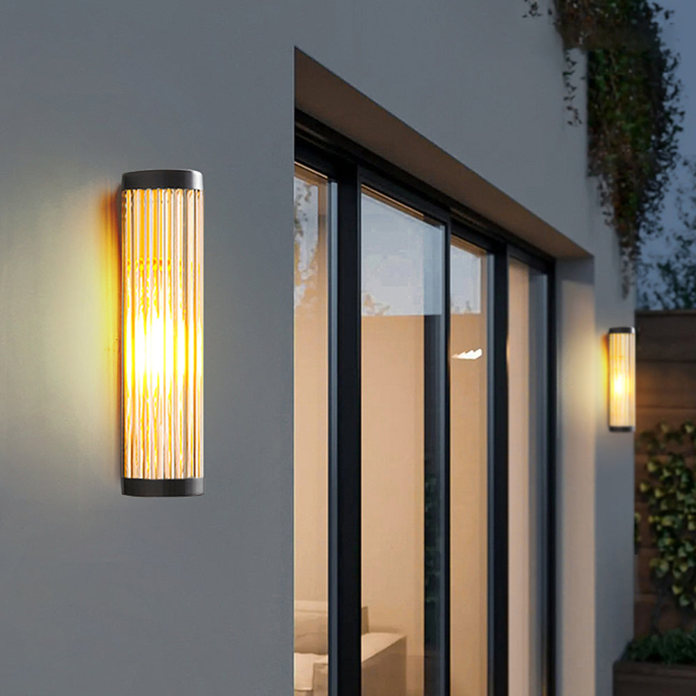 Zinco Cilindro – applique cilindrica su parete ingresso villa