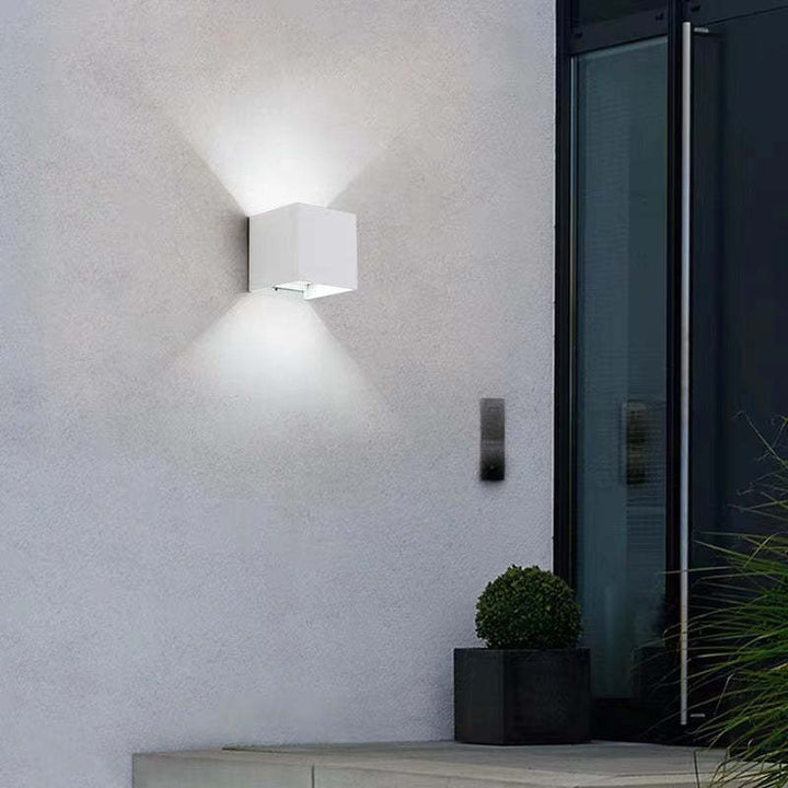 Zinco Quadro – Applique da Esterno Quadrata Regolabile con LED – Zincooccasions