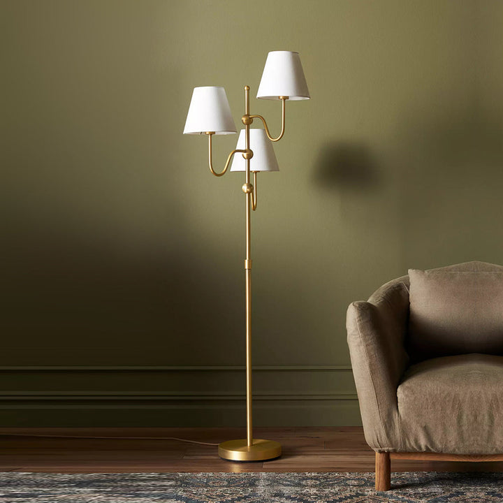 Zinco Triple – lampada tripla in camera da letto classica