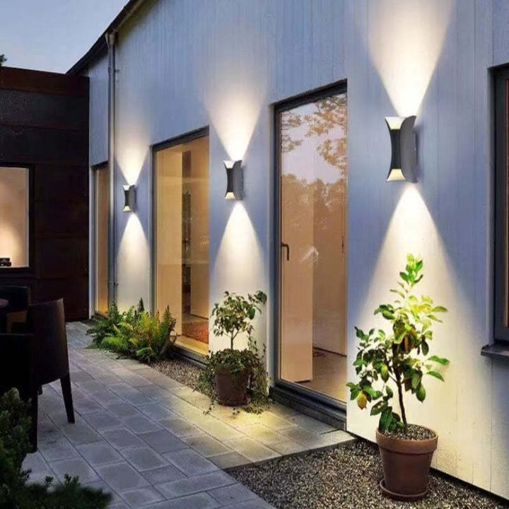 Zinco Curva – Applique da Esterno LED Curva per Corridoio e Facciata – Zincooccasions