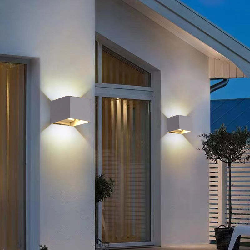 Zinco Quadro – Applique da Esterno Quadrata Regolabile con LED – Zincooccasions