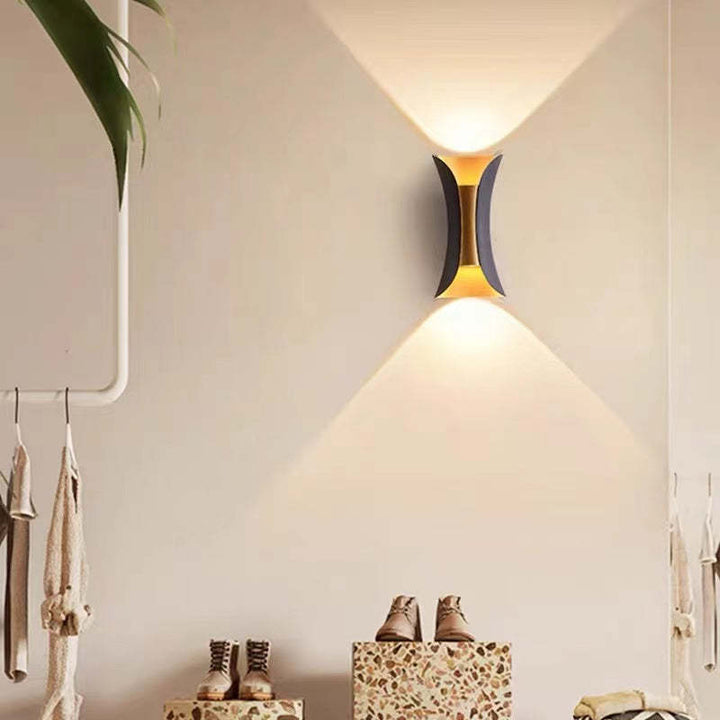 Zinco Curva – Applique da Esterno LED Curva per Corridoio e Facciata – Zincooccasions