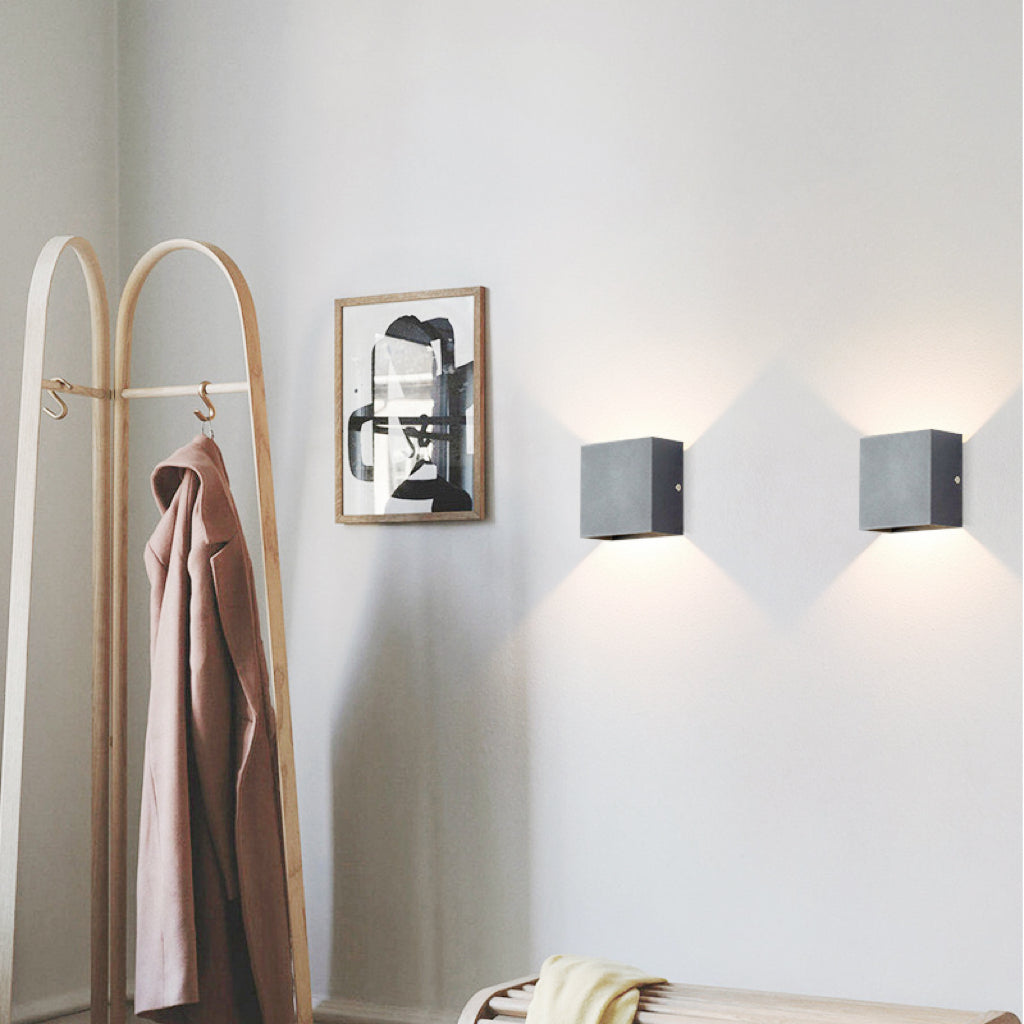 Zinco Quadro – Applique da Esterno Quadrata Regolabile con LED – Zincooccasions