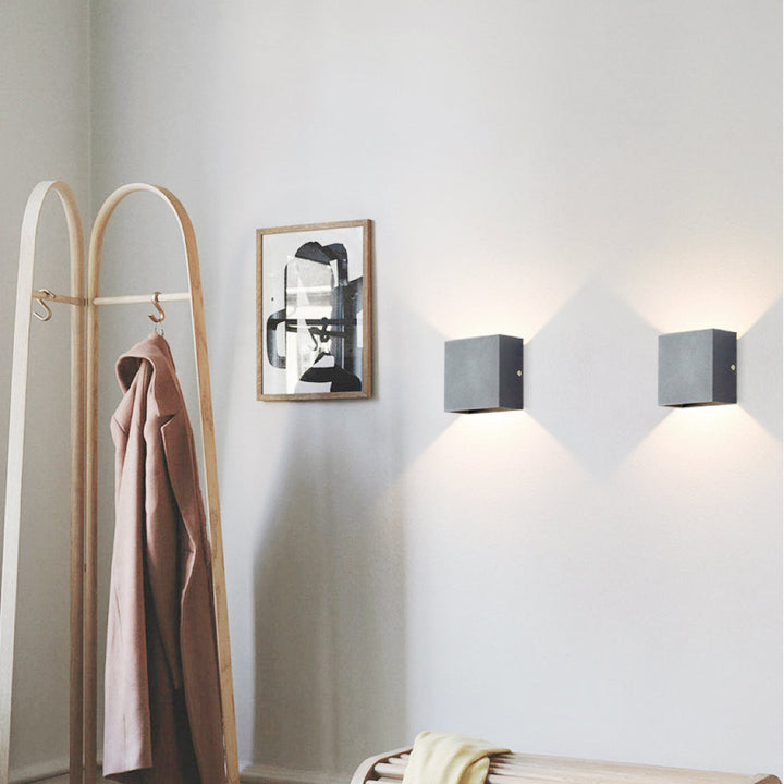Zinco Quadro – Applique da Esterno Quadrata Regolabile con LED – Zincooccasions